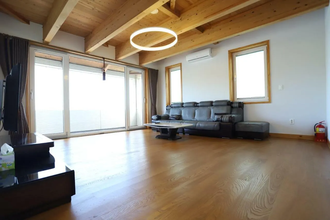 Jeju Lake Pension